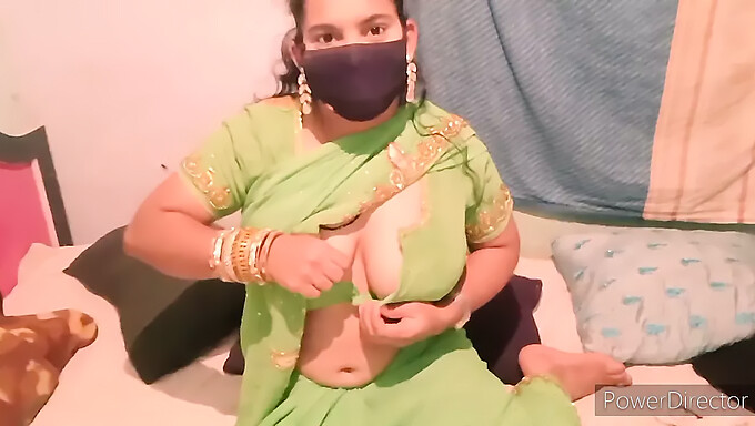 Big Boobs And Big Ass: Indian Milf Gets A Cumshot