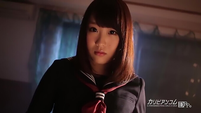 Rena Takayama'S Schooluniform Wordt Vastgebonden En Geneukt