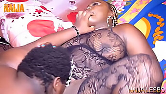 Suce Cette Grosse Bite Noire Comme Une Vraie Star Du Porno Nigériane