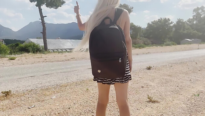 18+ Teen Hitchhiking Zážitok S Celebritou