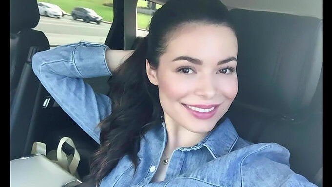 Video De Masturbare Cu Celebra Miranda Cosgrove