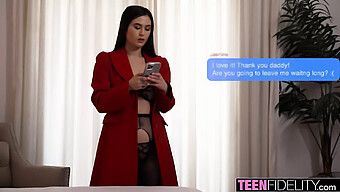 Teen (18+) Jasmine Wilde Si Vydělává Věrností