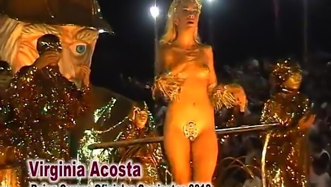 Corpo Nu De Virginia Acosta À Mostra No Carnaval De Corrientes