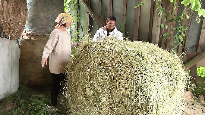 Немецкая Мамочка Получает Кунилингус И Трахается.