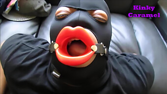 Schwarze Schönheit Gibt Einen Deepthroat Blowjob