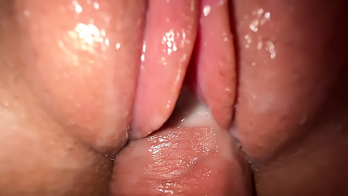 18-Åringens Pov: Slow Motion Fucking Och Cum On Pussy