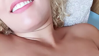 Las Grandes Tetas Naturales De Su Novio Adolescente (18+) En Pov