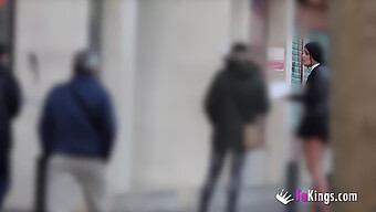 El Juego En La Calle De Rebeka Lleva A Una Intensa Paja Y Follada Vaginal