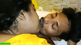 অভিজাত ভারতীয় (18+) জোড়া কাম নিয়ে নকল হয় এবং কম খাওয়া এবং গন্দা কথা বলে